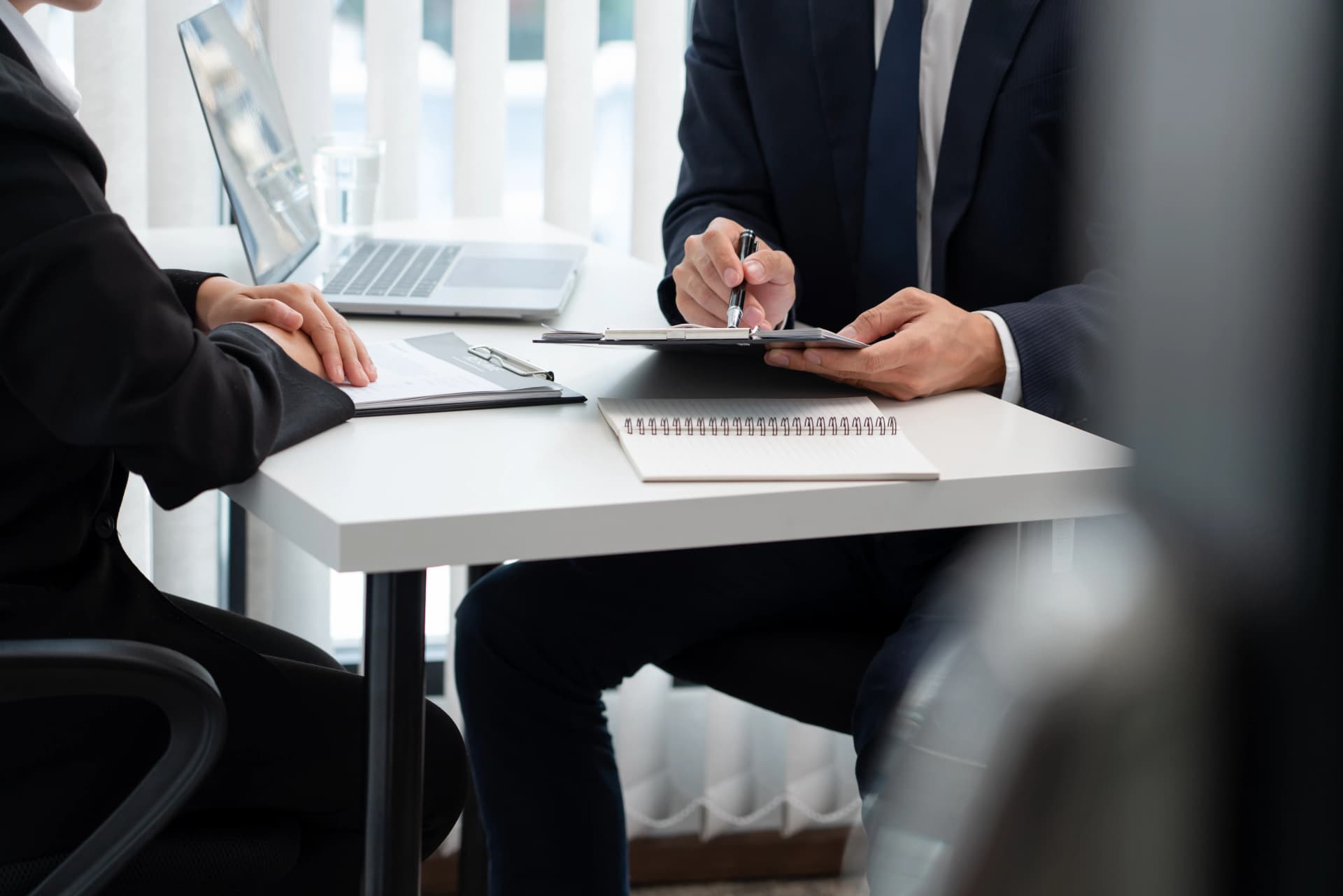 대륜 기업전문변호사 주주권남용 경영자문 요청