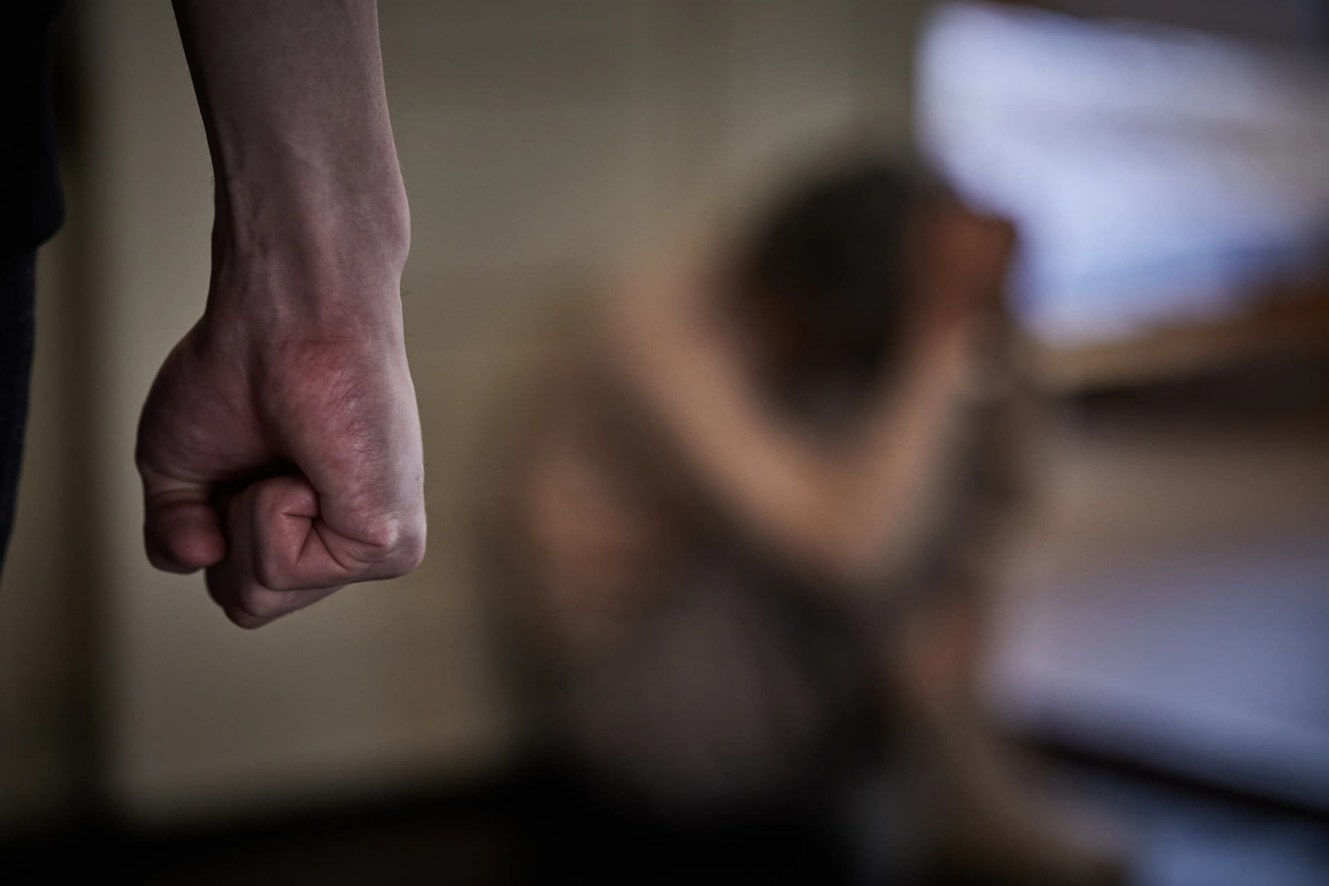 동영사협박 당한 의뢰인 위한 고소대리