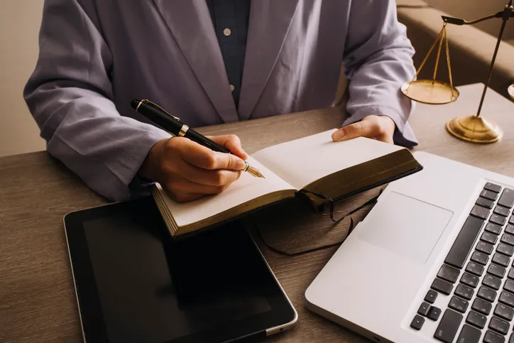 공연음란죄로 도움 요청하신 의뢰인