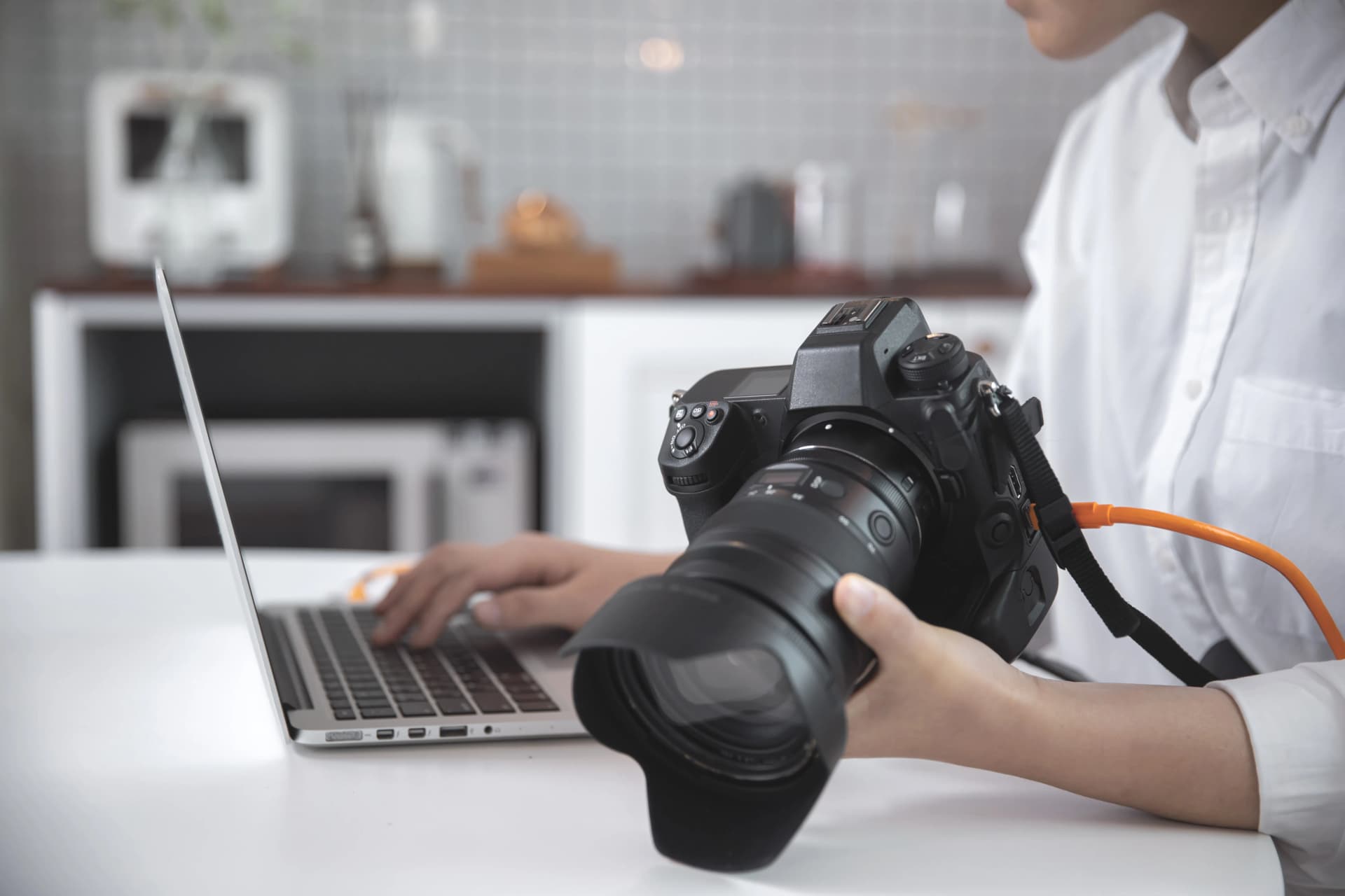 카메라등이용촬영 의뢰인 조력 결과 벌금형