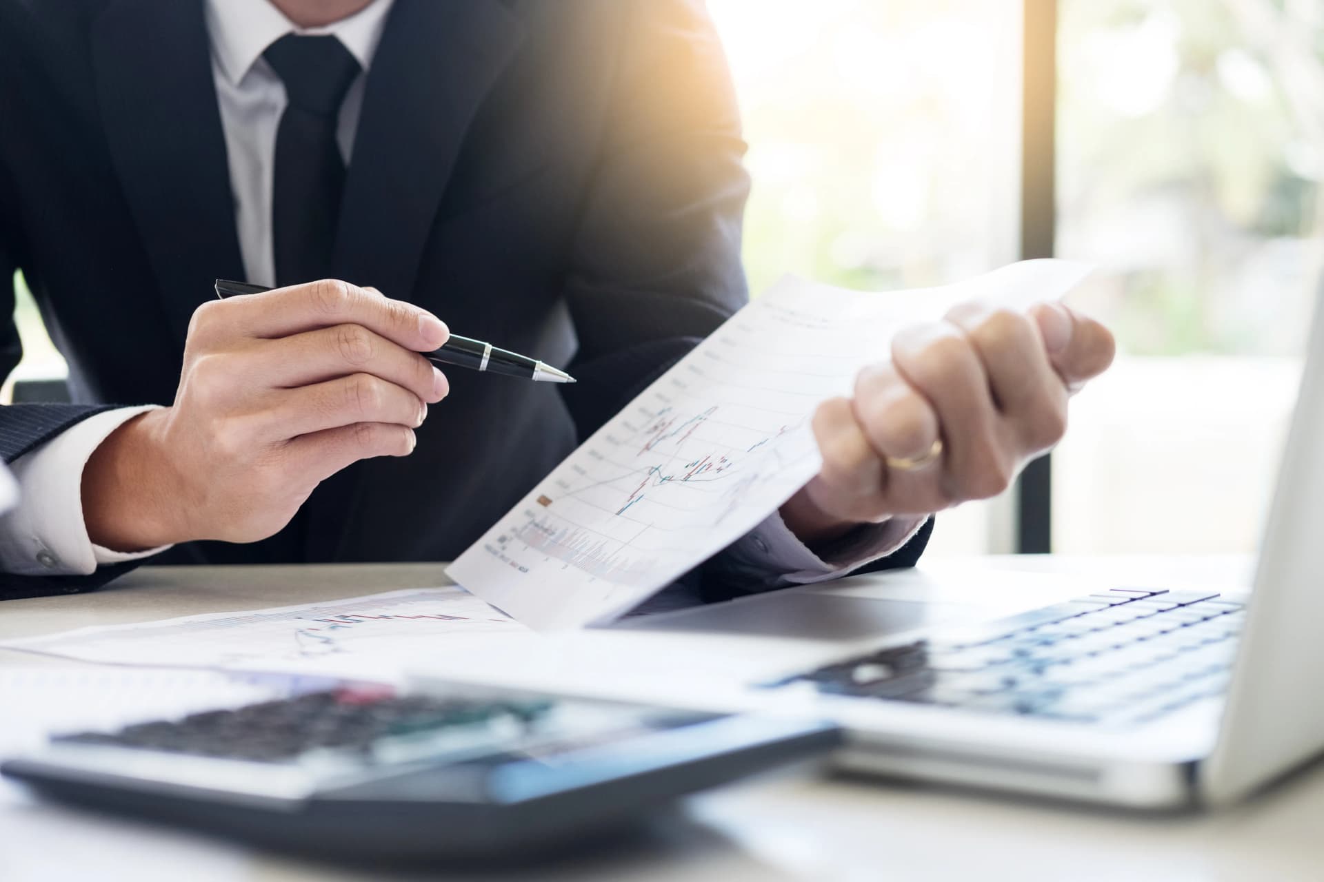 자문변호사 교환사채 자문 조력 제공