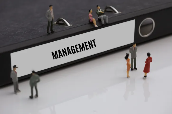 경영권방어 | 다각화된 방어 기제 구축과 법률 자문의 필요성